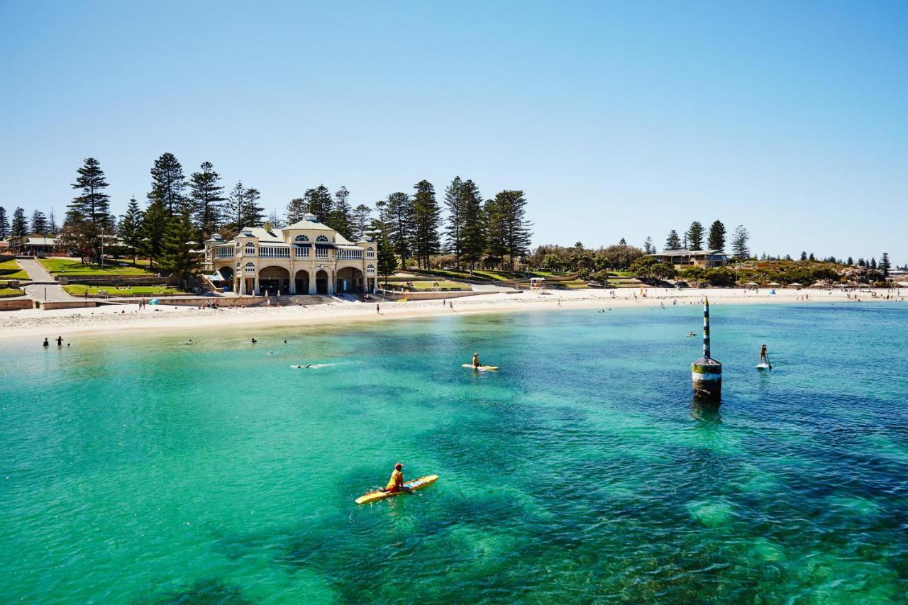 Intercontinental Perth City Centre By Ihg Εξωτερικό φωτογραφία View of the Bay from the jetty